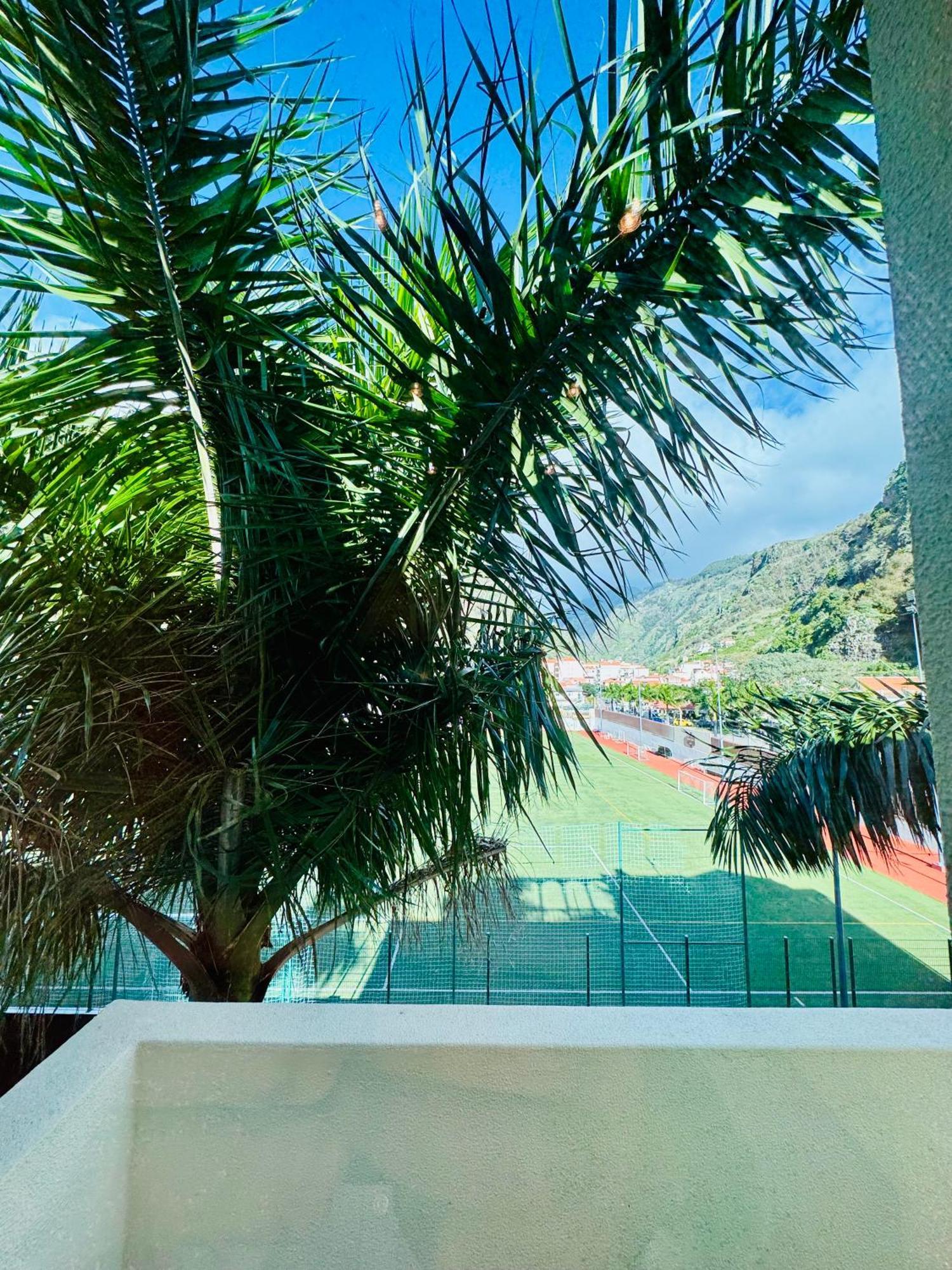 Vale Mar Guest Hotel Ribeira Brava Bagian luar foto