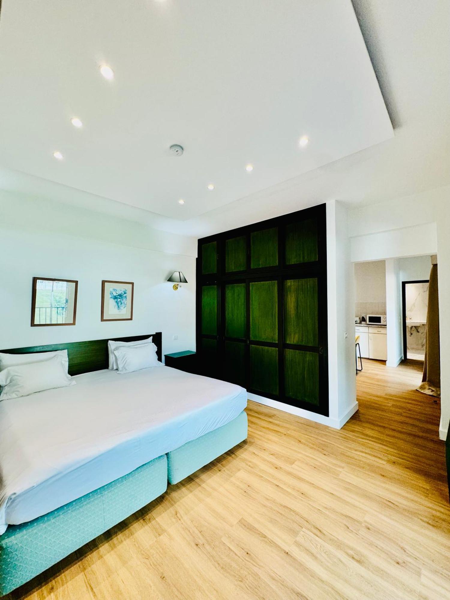 Vale Mar Guest Hotel Ribeira Brava Bagian luar foto