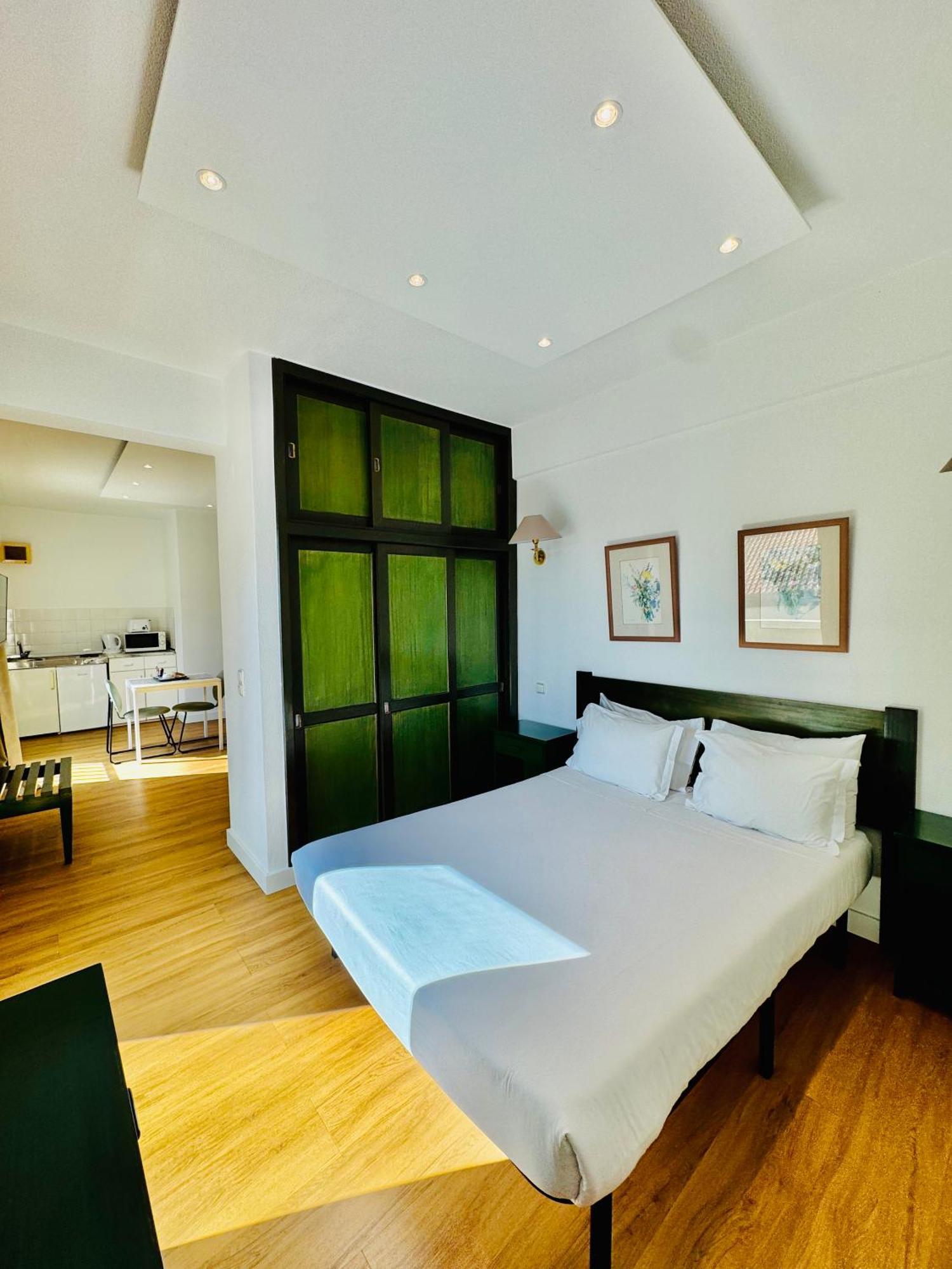 Vale Mar Guest Hotel Ribeira Brava Bagian luar foto