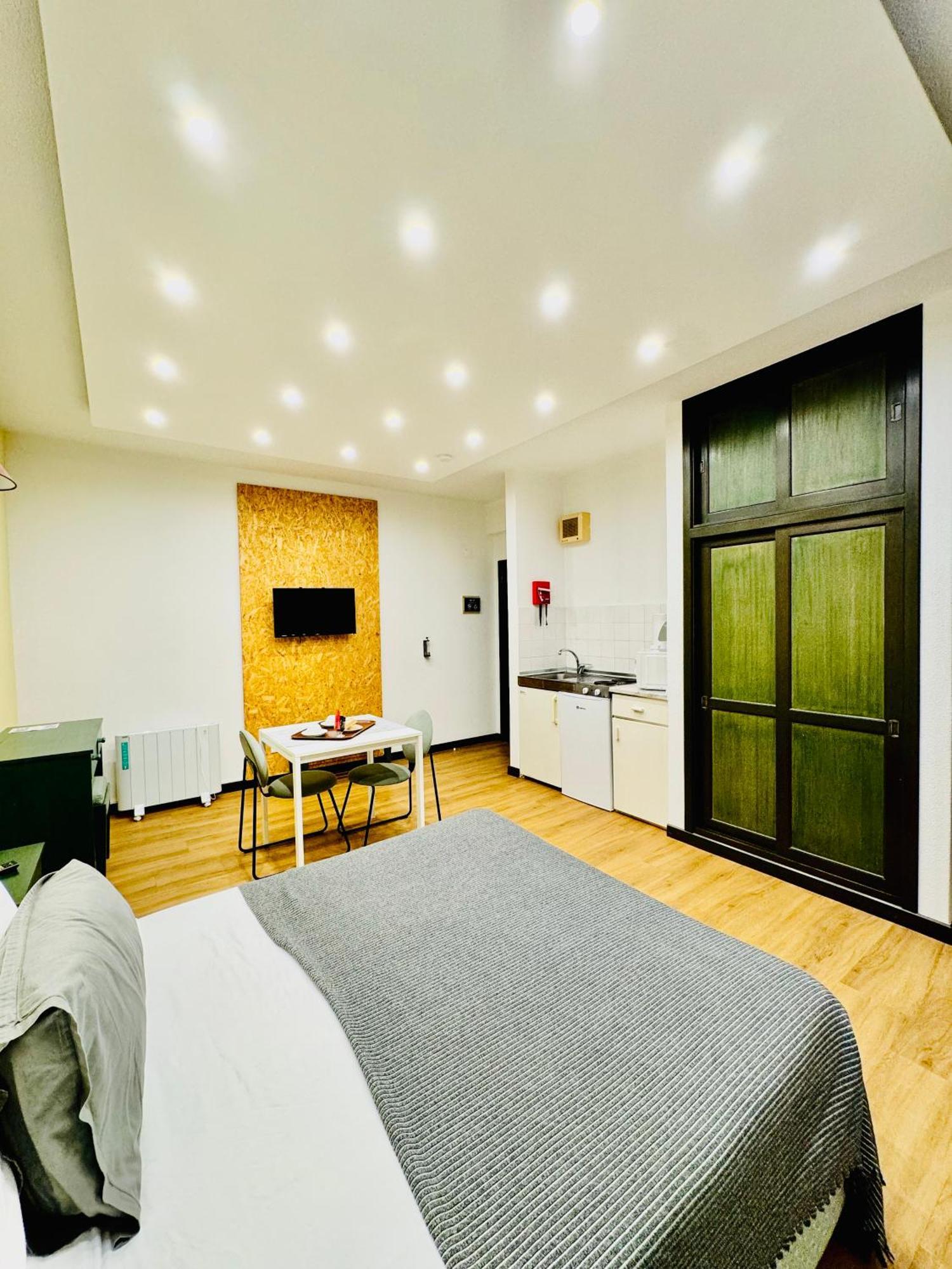 Vale Mar Guest Hotel Ribeira Brava Bagian luar foto
